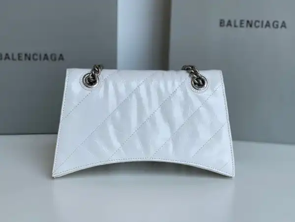 First bag ru BALENCIAGA CRUSH SMALL CHAIN BAG