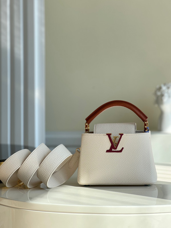 HOT SALE LOUIS VUITTON CAPUCINES MINI