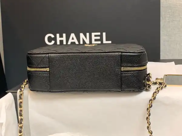 CHANEL VANITY CASE