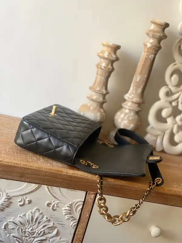 CHANEL FLAP BAG