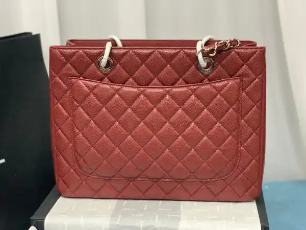 CHANEL TOTE BAG