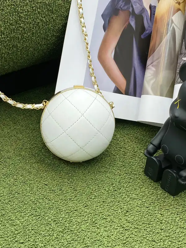 CHANEL SPHERE MINAUDIERE