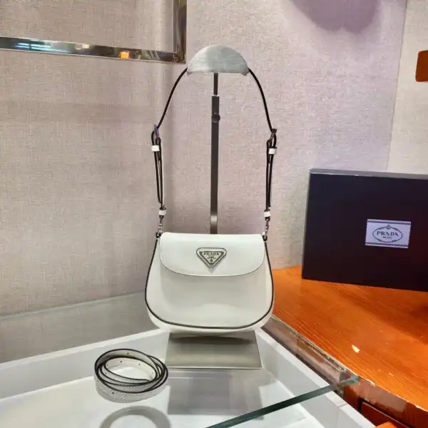 First bag ru Prada CHANELeo mini bag