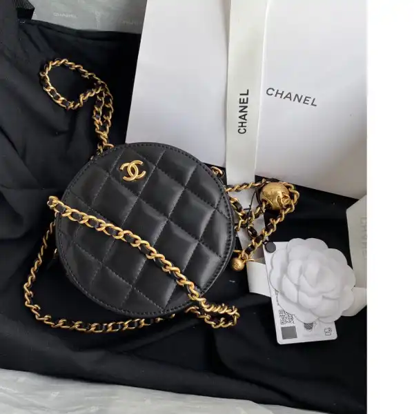 CHANEL ROUND BAG