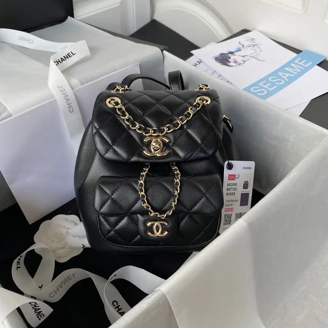 First bag ru CHANEL BACKPACK