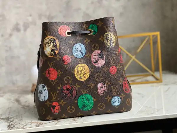 Frstbag ru LOUIS VUITTON NÉONOÉ