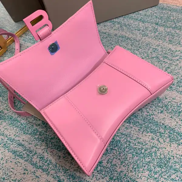 First bag ru BALENCIAGA HOURGLASS