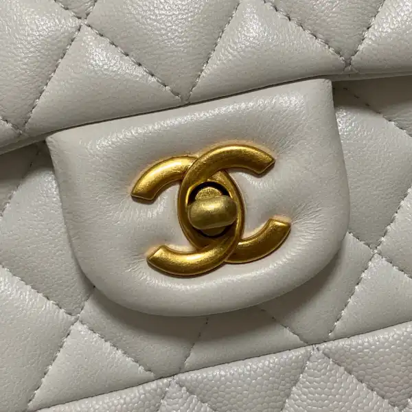 CHANEL FLAP BAG