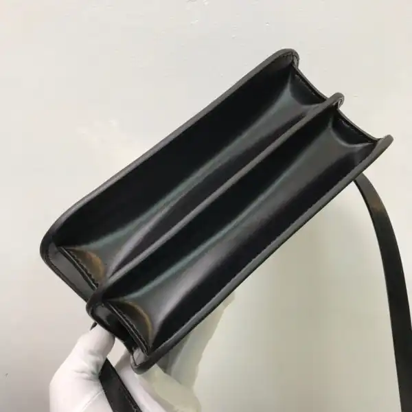 BURBERRY SMALL TB Bag