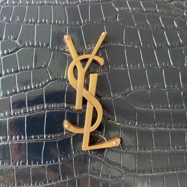 YSL LOU CAMERA BAG-23*16*6CM