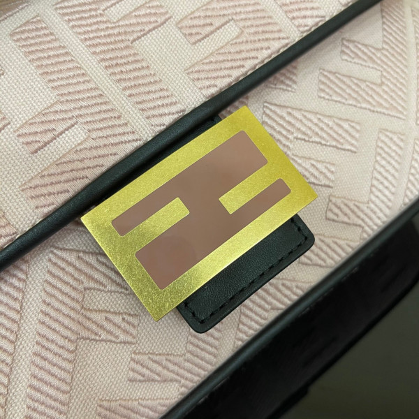 HOT SALE FENDI BAGUETTE