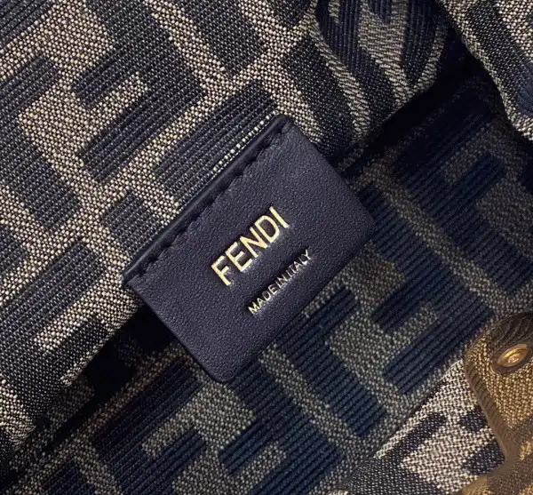 FENDI FIRST-32.5-15-23.5cm