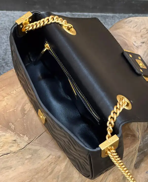 FENDI BAGUETTE CHAIN MIDI 397B98-24*14*7CM