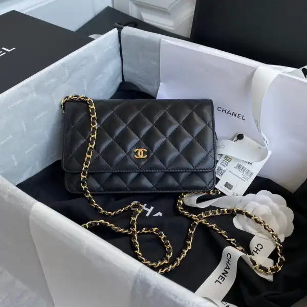 First bag ru CHANEL CHAIN WALLET LAMBSKIN NEW EDITION