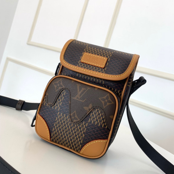 LOUIS VUITTON NANO AMAZONE MESSENGER