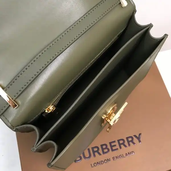 Bagsoffer yupoo BURBERRY SMALL TB Bag