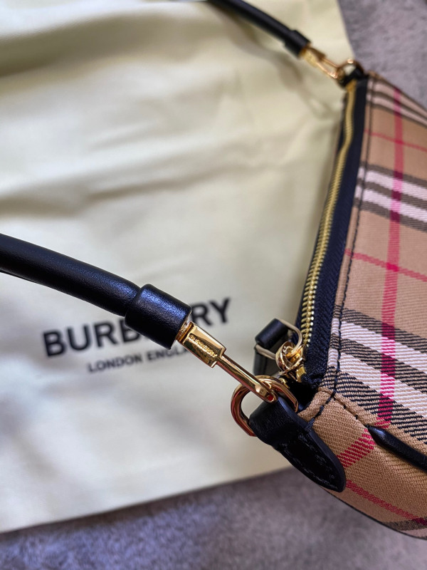 HOT SALE BURBERRY Olympia Pouch