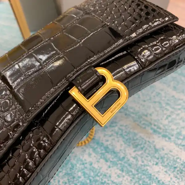 BALENCIAGA HOURGLASS WALLET ON CHAIN