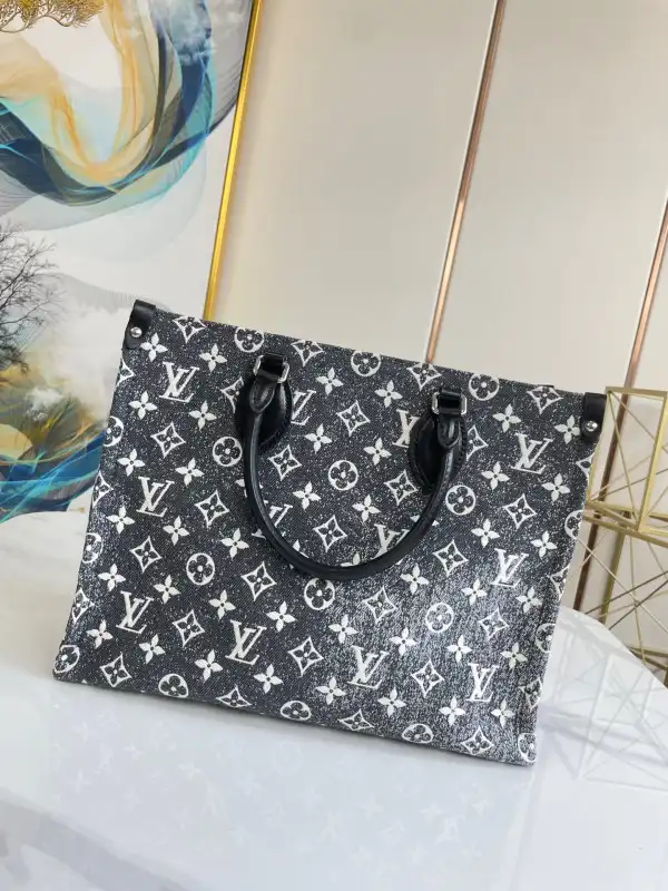 Firstbag Ru LOUIS VUITTON ONTHEGO MM