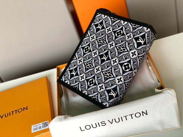 [FREE SHIPPING] LOUIS VUITTON SINCE 1854 TOILETRY POUCH 26