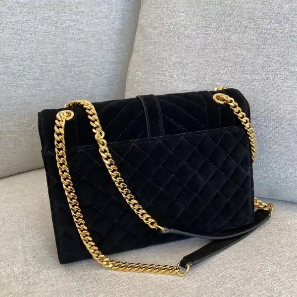 First bag ru YSL ENVELOPE MEDIUM BAG