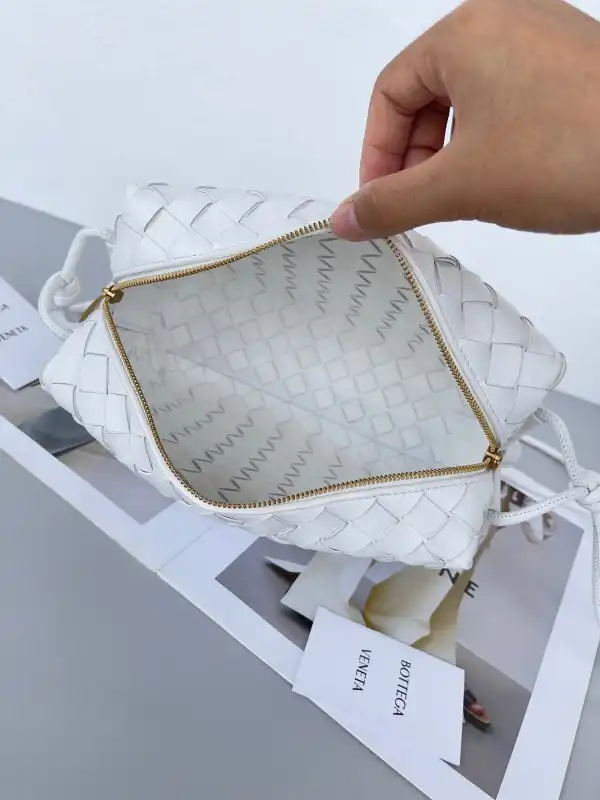 BOTTEGA VENETA Small Loop Camera Bag