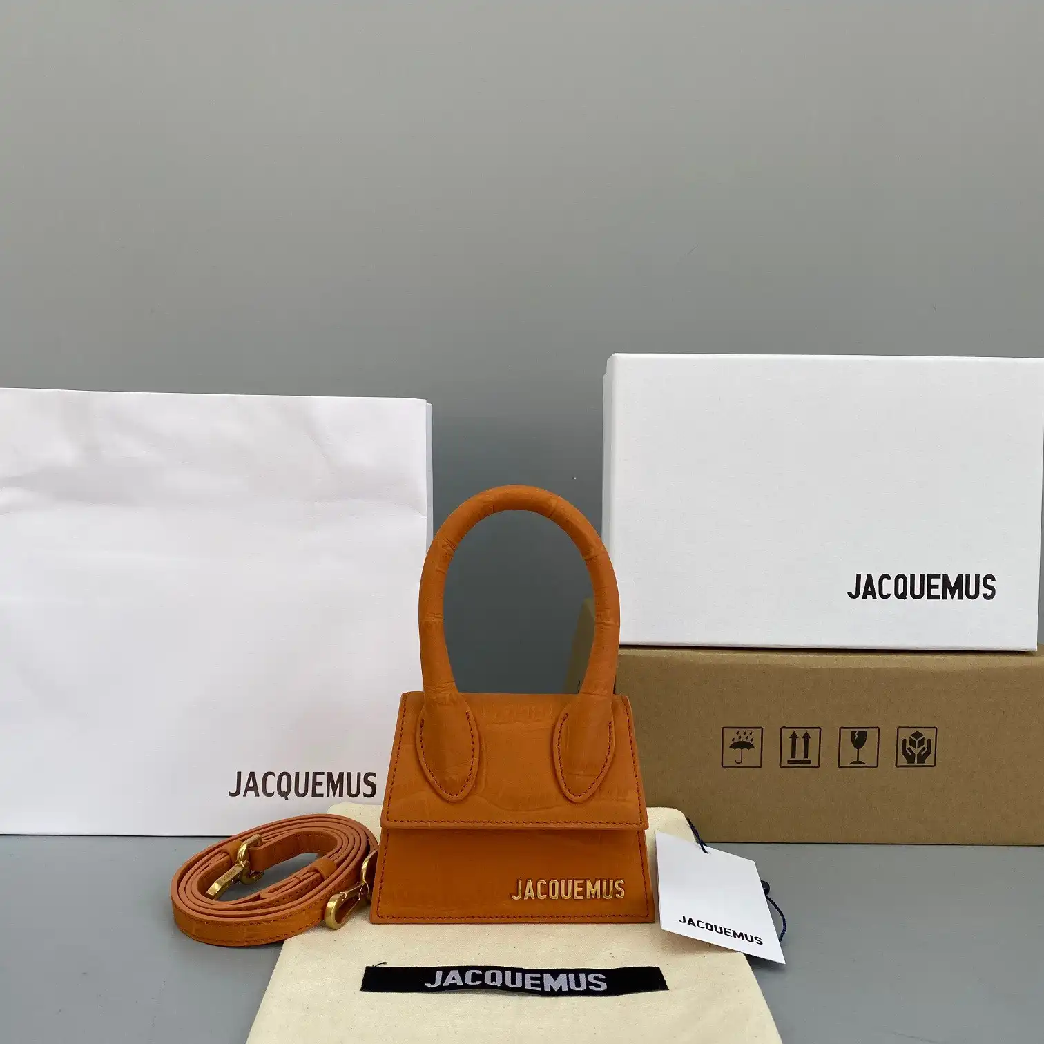 JACQUEMUS Le Chiquito Mini Bag