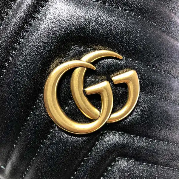 Firstbag Ru GUCCI GG Marmont mini bucket bag