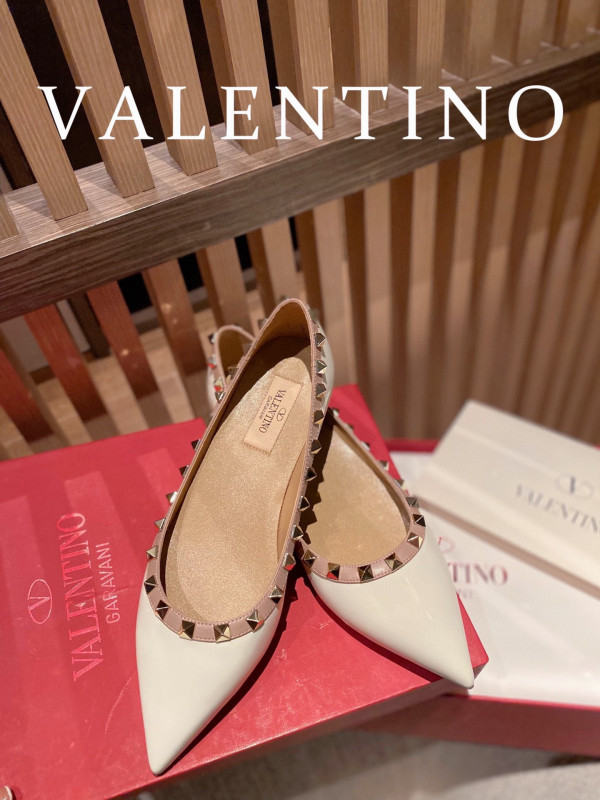 HOT SALE VALENTINO ROCKSTUD FLAT