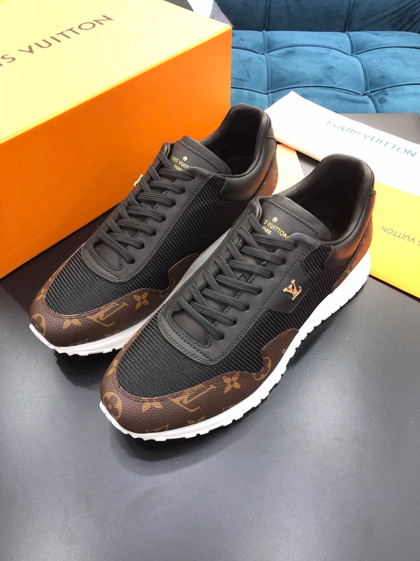 HOT SALE LOUIS VUITTON RUN AWAY SNEAKER