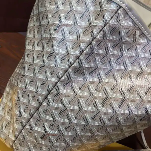 GOYARD TOTE BAG