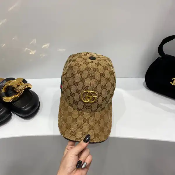 GUCCI HAT