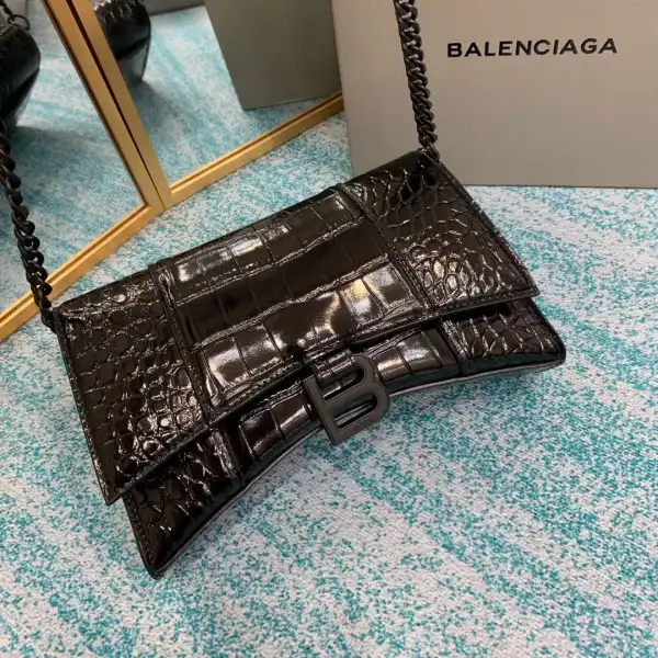 Bagsoffer BALENCIAGA  HOURGLASS CHAIN BAG