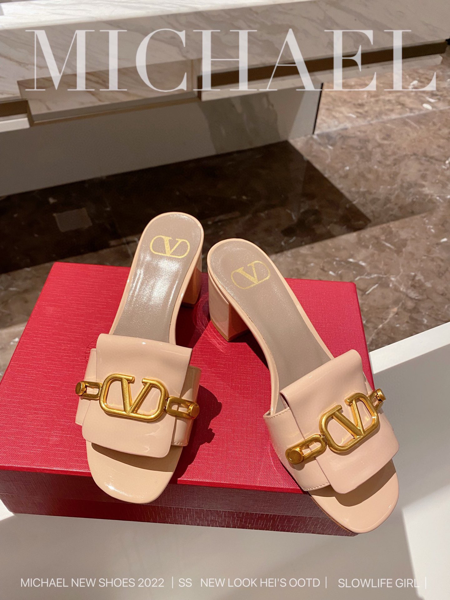 HOT SALE VALENTINO VLOGO SIGNATURE SLIDE SANDAL