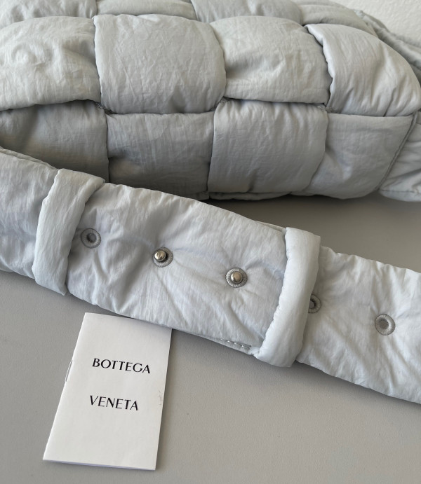 HOT SALE BOTTEGA VENETA Padded Tech Cassette