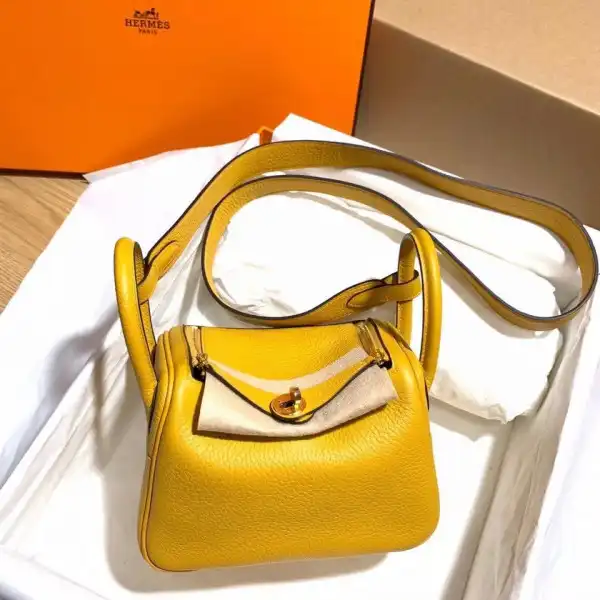 First bag ru HERMES LINDY MINI HANDMADE