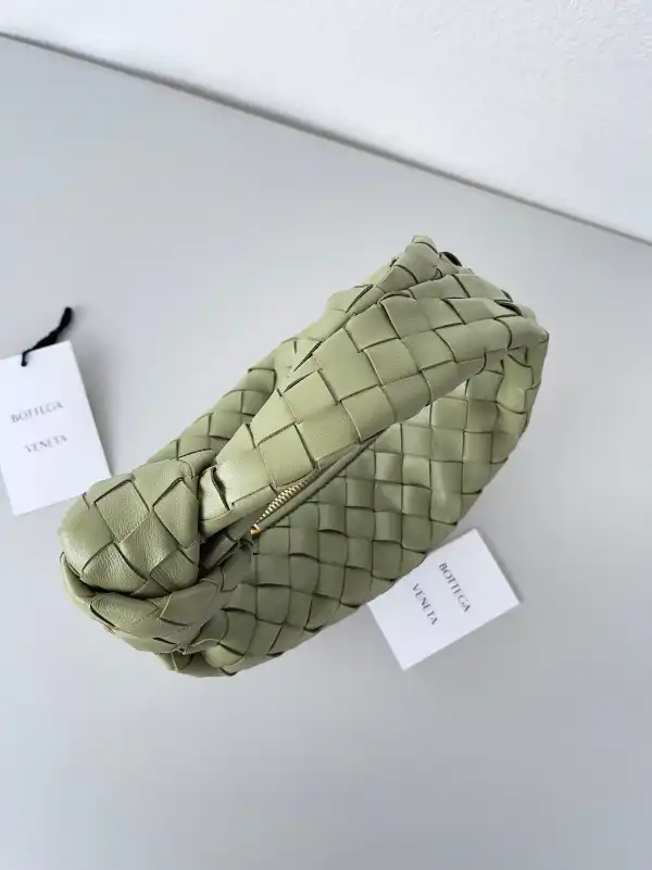 Bagsoffer yupoo BOTTEGA VENETA MINI JODIE