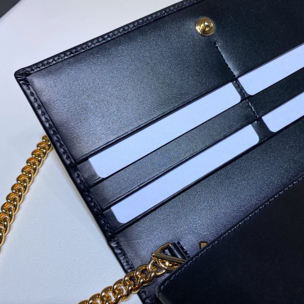 HOT SALE Gucci Chain Wallet