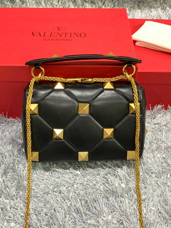 HOT SALE VALENTINO MEDIUM ROMAN STUD THE SHOULDER BAG