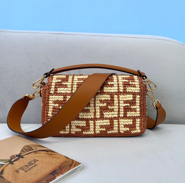 HOT SALE FENDI BAGUETTE