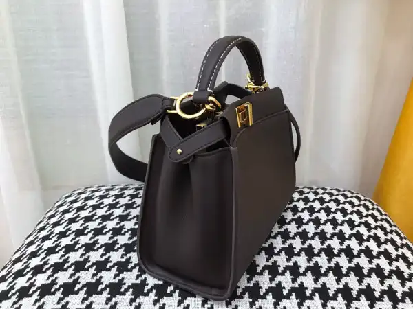 FENDI MINI PEEKABOO-18-23-11CM