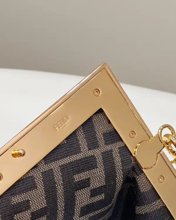 FENDI FIRST-32.5-15-23.5cm