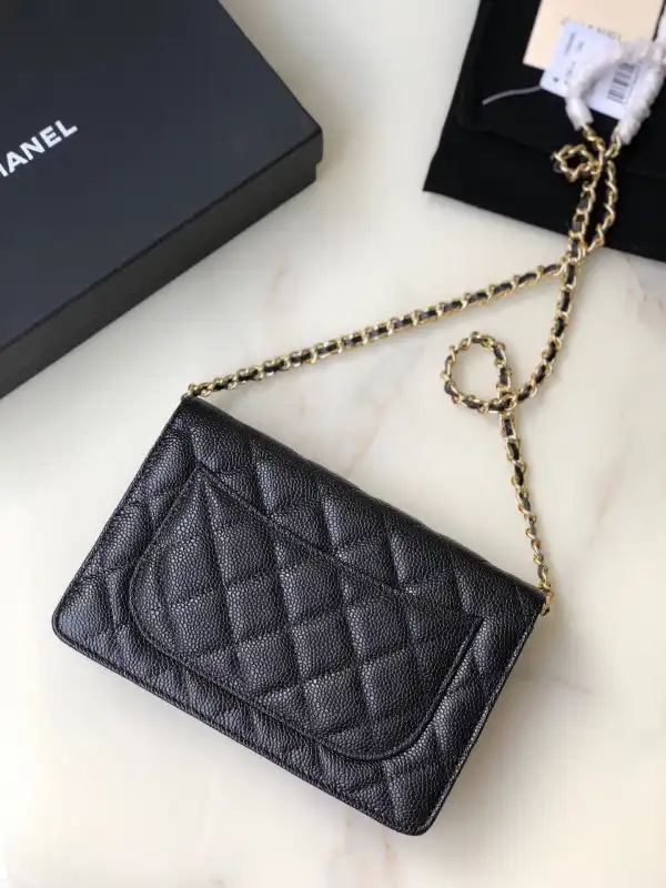 CHANEL CHAIN WALLET CAVIAR