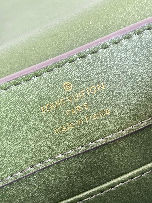 HOT SALE LOUIS VUITTON CAPUCINES MINI