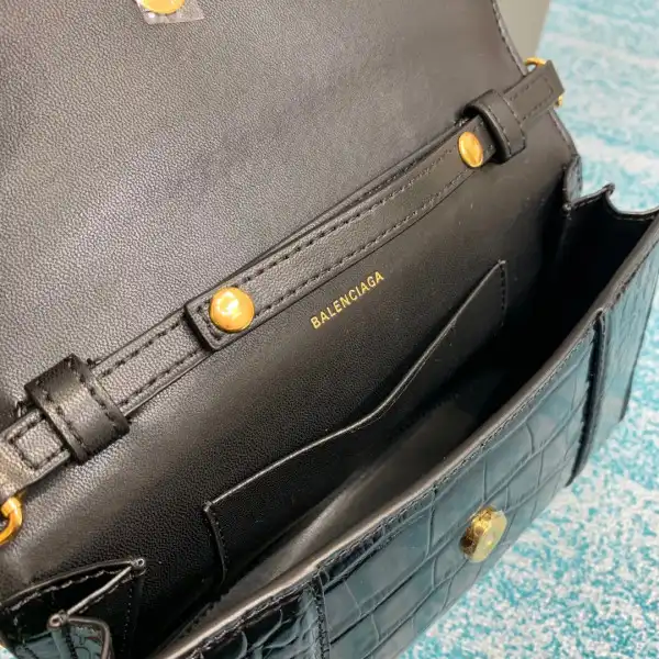 First Bag Ru BALENCIAGA  HOURGLASS CHAIN BAG