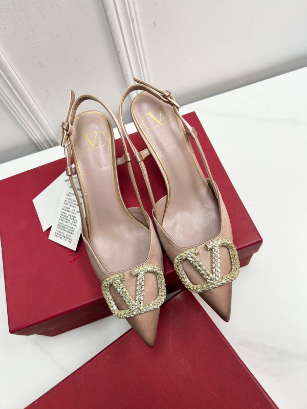 HOT SALE VALENTINO  SANDAL