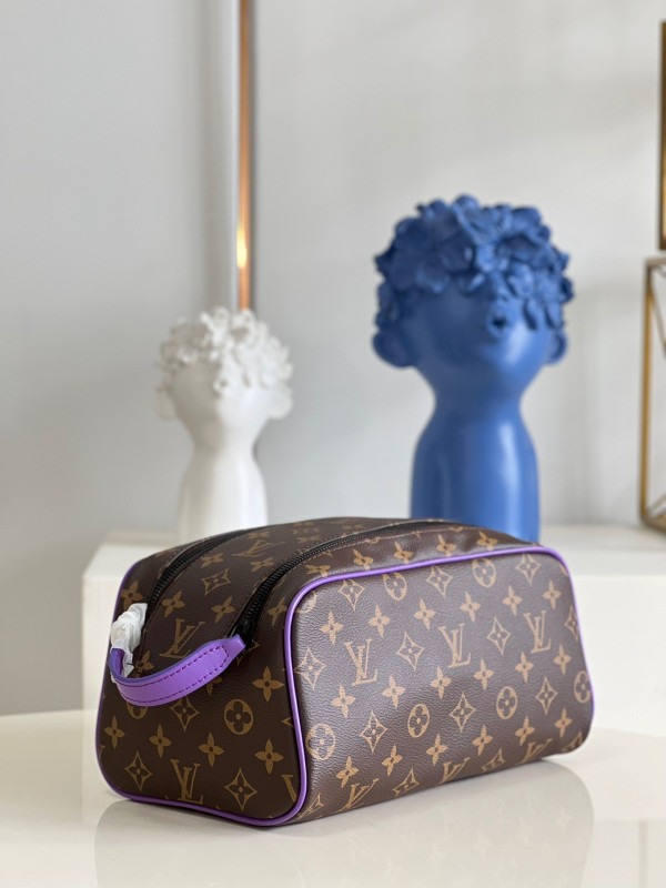 HOT SALE LOUIS VUITTON DOPP KIT TOILET POUCH