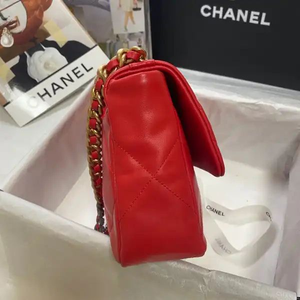 CHANEL 19 FLAP BAG