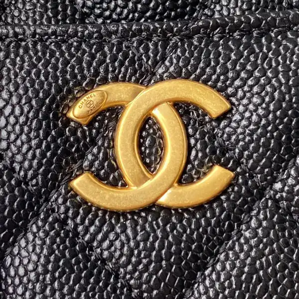 CHANEL VANITY CASE