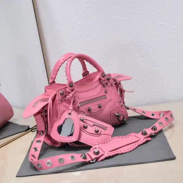 BALENCIAGA NEO CAGOLE XS HANDBAG